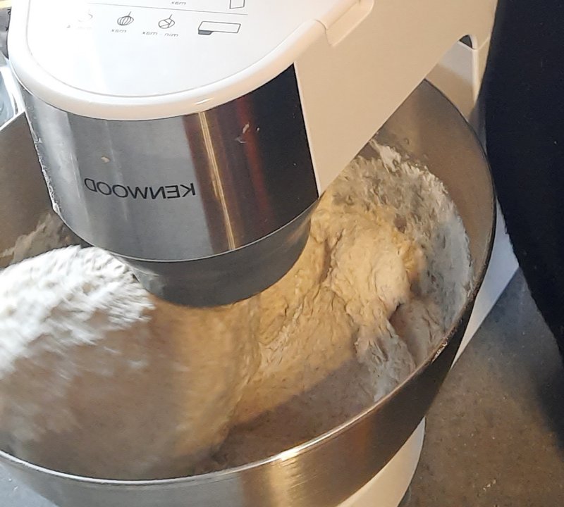 Pasta integrale per pizza e focaccia