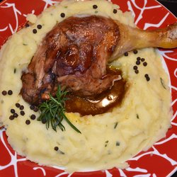 Anatra con purè profumato all'arancia