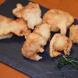 Stuzzichini fritti di baccalà