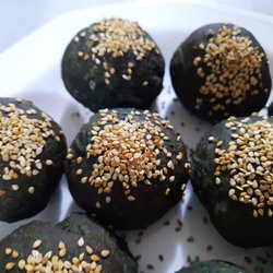 Panini all'alga spirulina